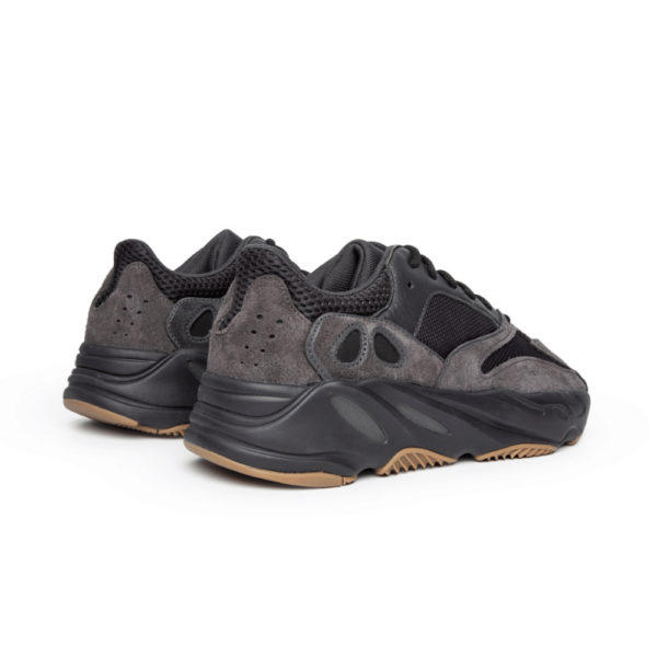 YEEZY - BOOST 700 V1 UTILITY BLACK (2023) - NOVO - Image 2