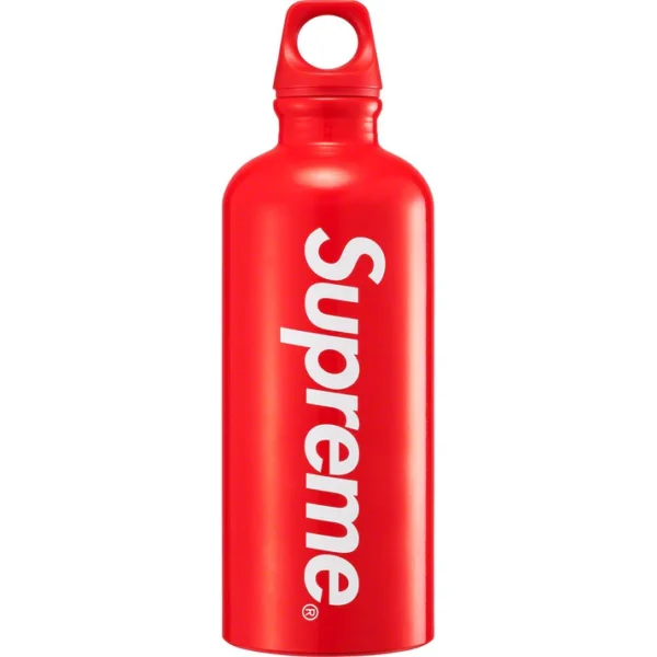 SUPREME x SIGG™ - TRAVELLER 0.6L WATER BOTTLE - NOVO